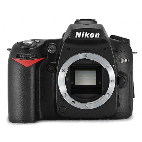 NIKON D90 Body Only
