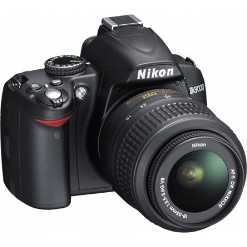 NIKON D3000 Kit